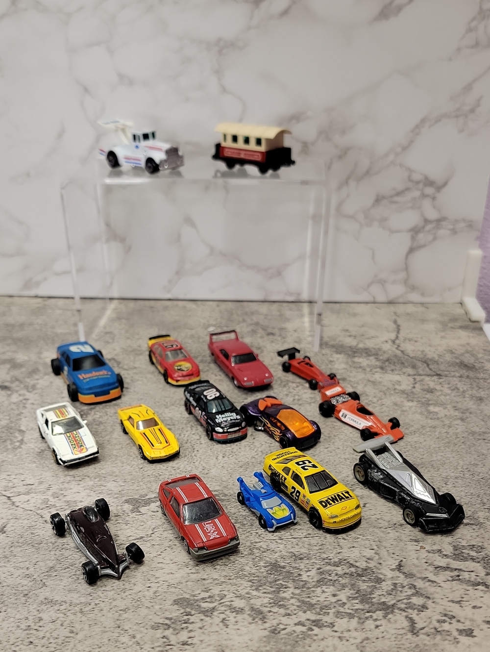 Vintage Mixed Toy Car / vehicle Lot Hot Wheels Matchbox and More
